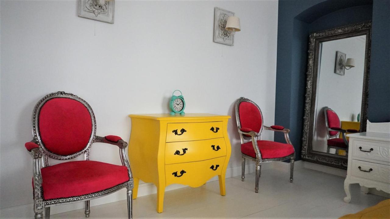 Shabby Chic - Apartment In The Heart Of Vilnius Old Town Екстер'єр фото