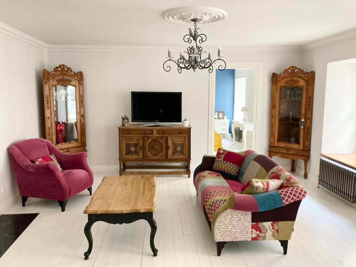 Shabby Chic - Apartment In The Heart Of Vilnius Old Town Екстер'єр фото