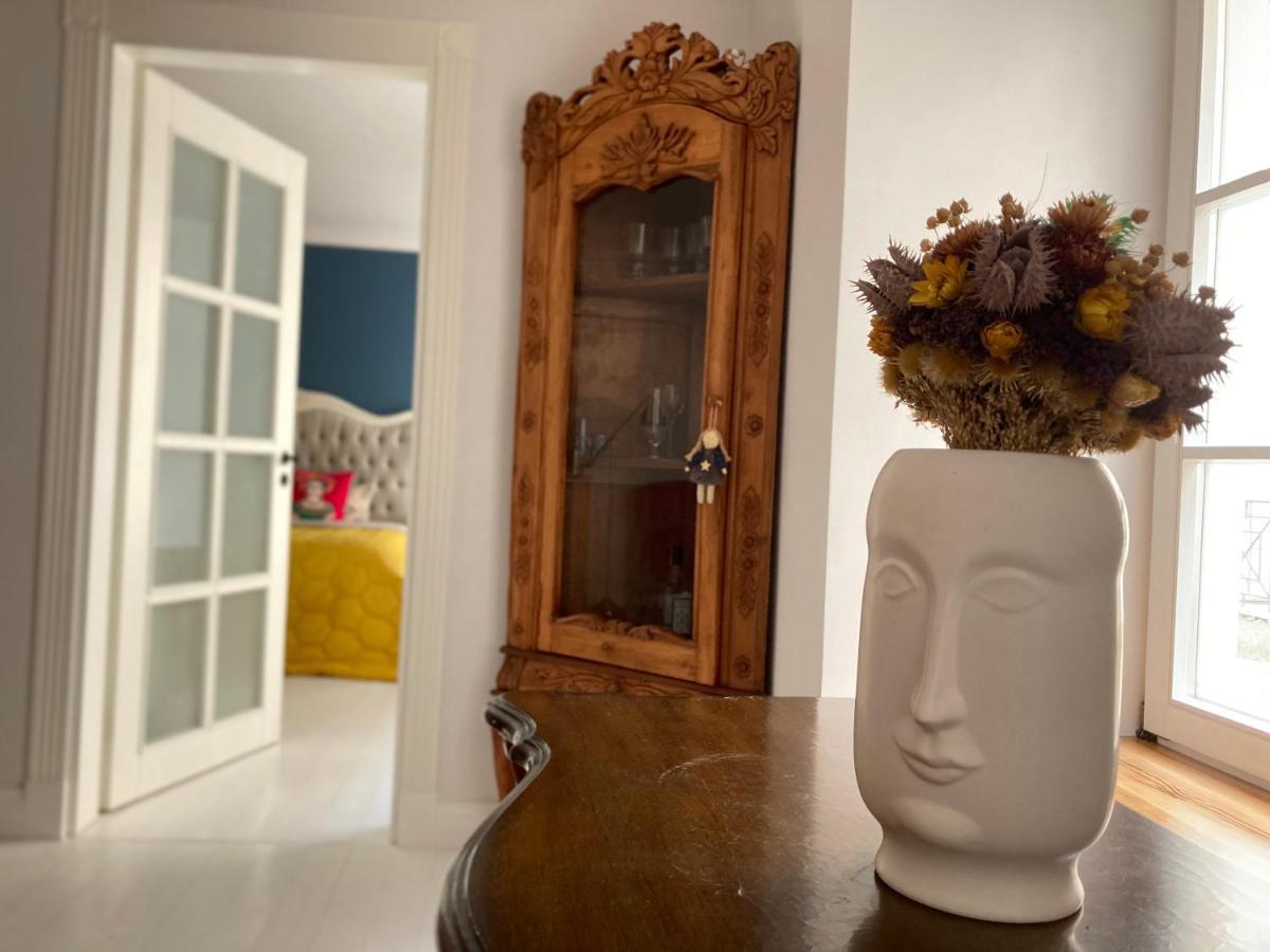Shabby Chic - Apartment In The Heart Of Vilnius Old Town Екстер'єр фото
